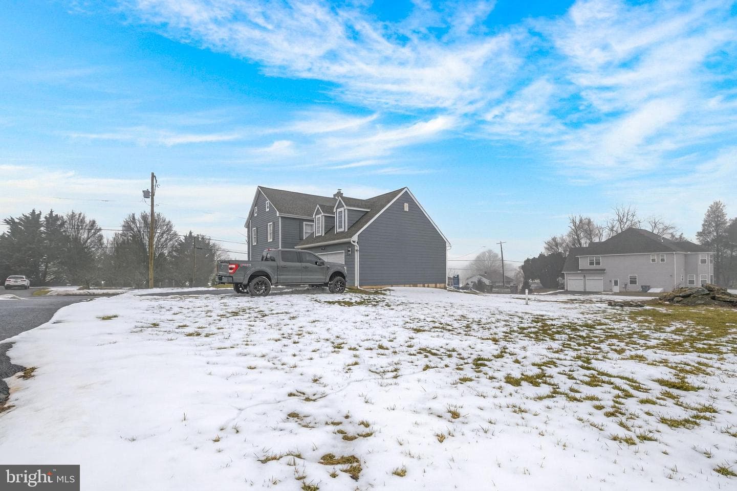 1529 Village Road photo 39