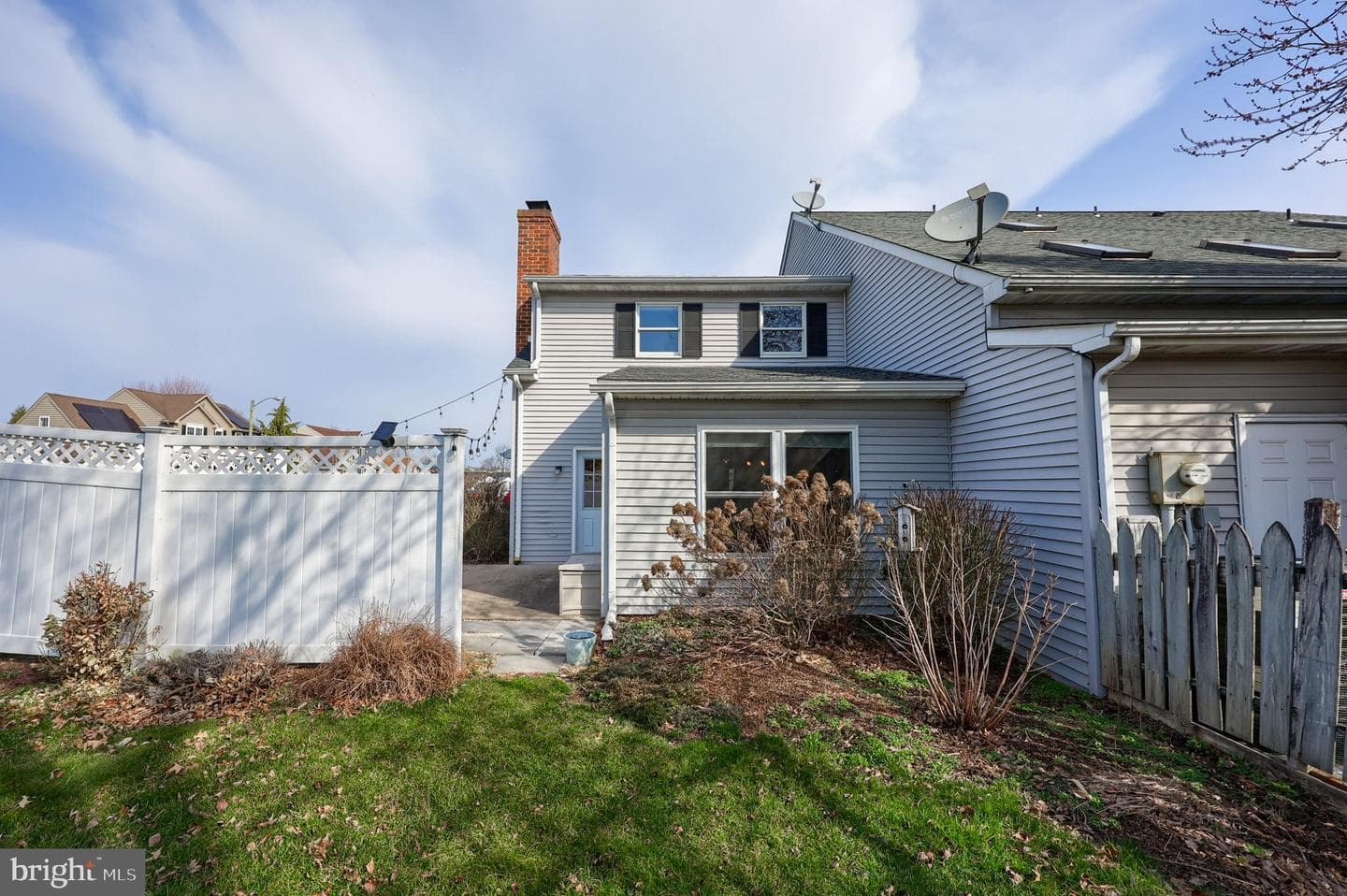100 Pepperton Court photo 36