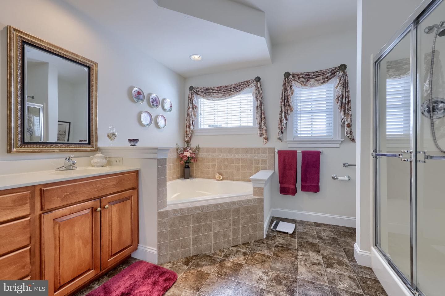 900 Cambridge Drive photo 36