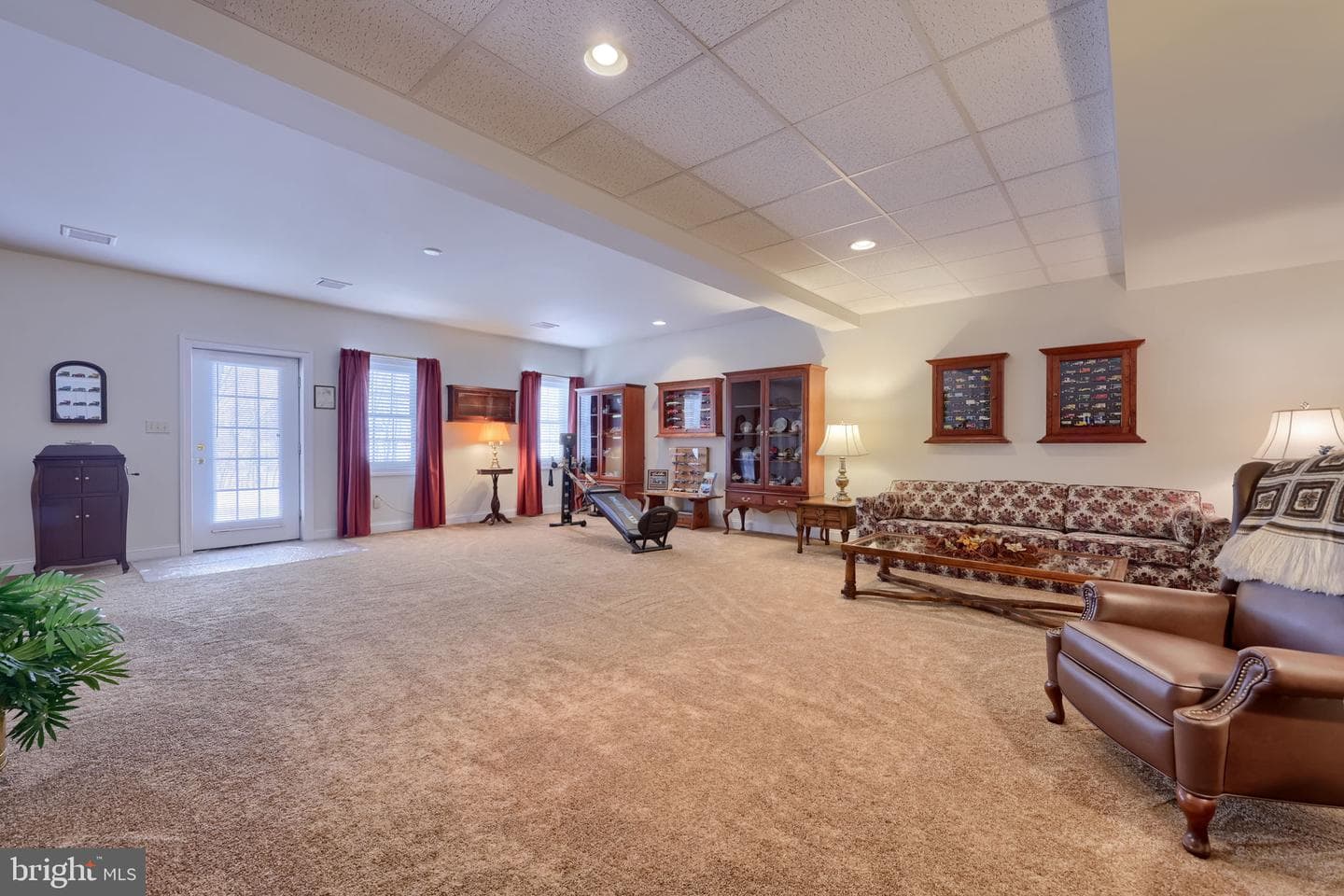 900 Cambridge Drive photo 47