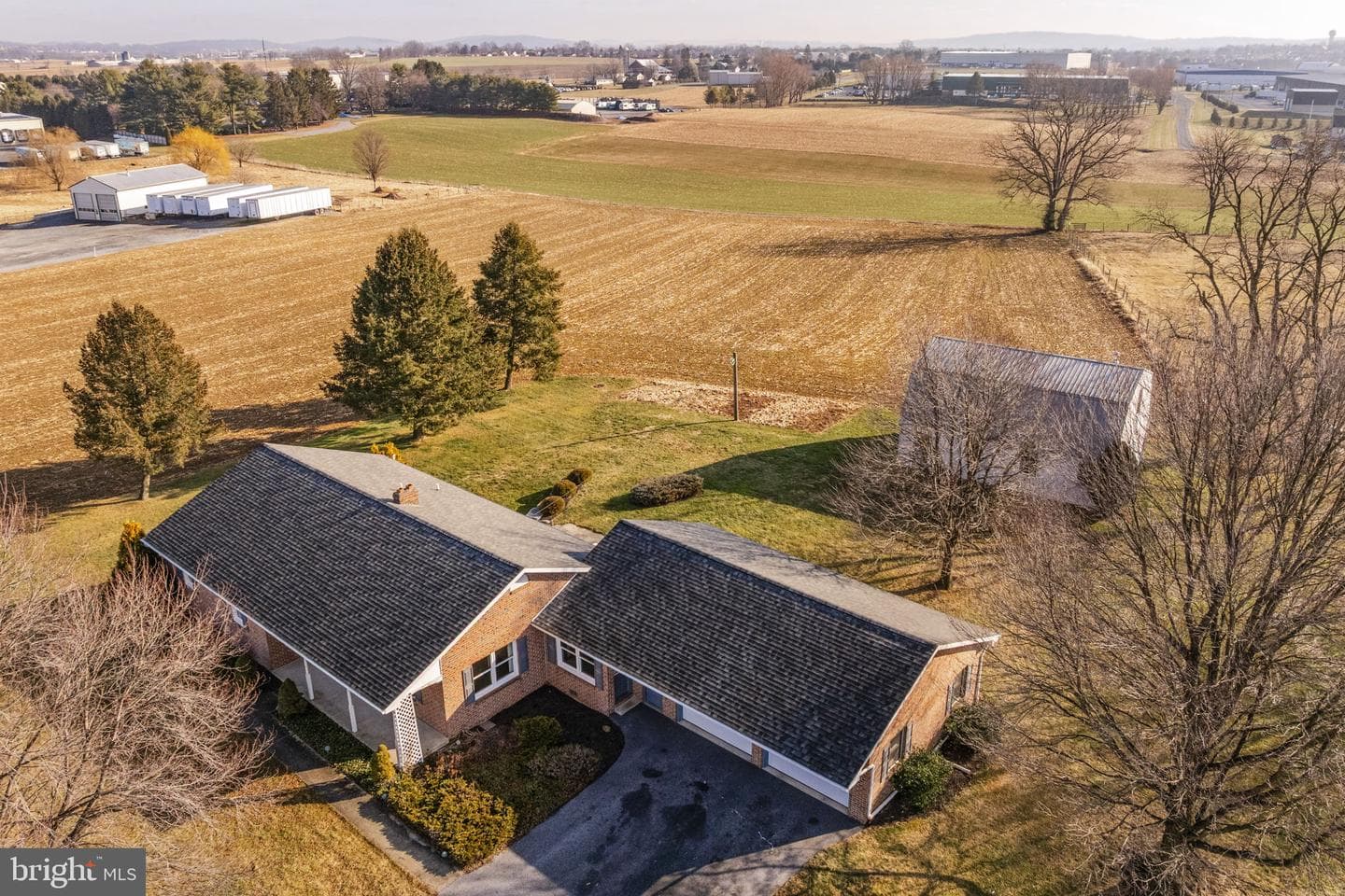 85 Wissler Road photo 5