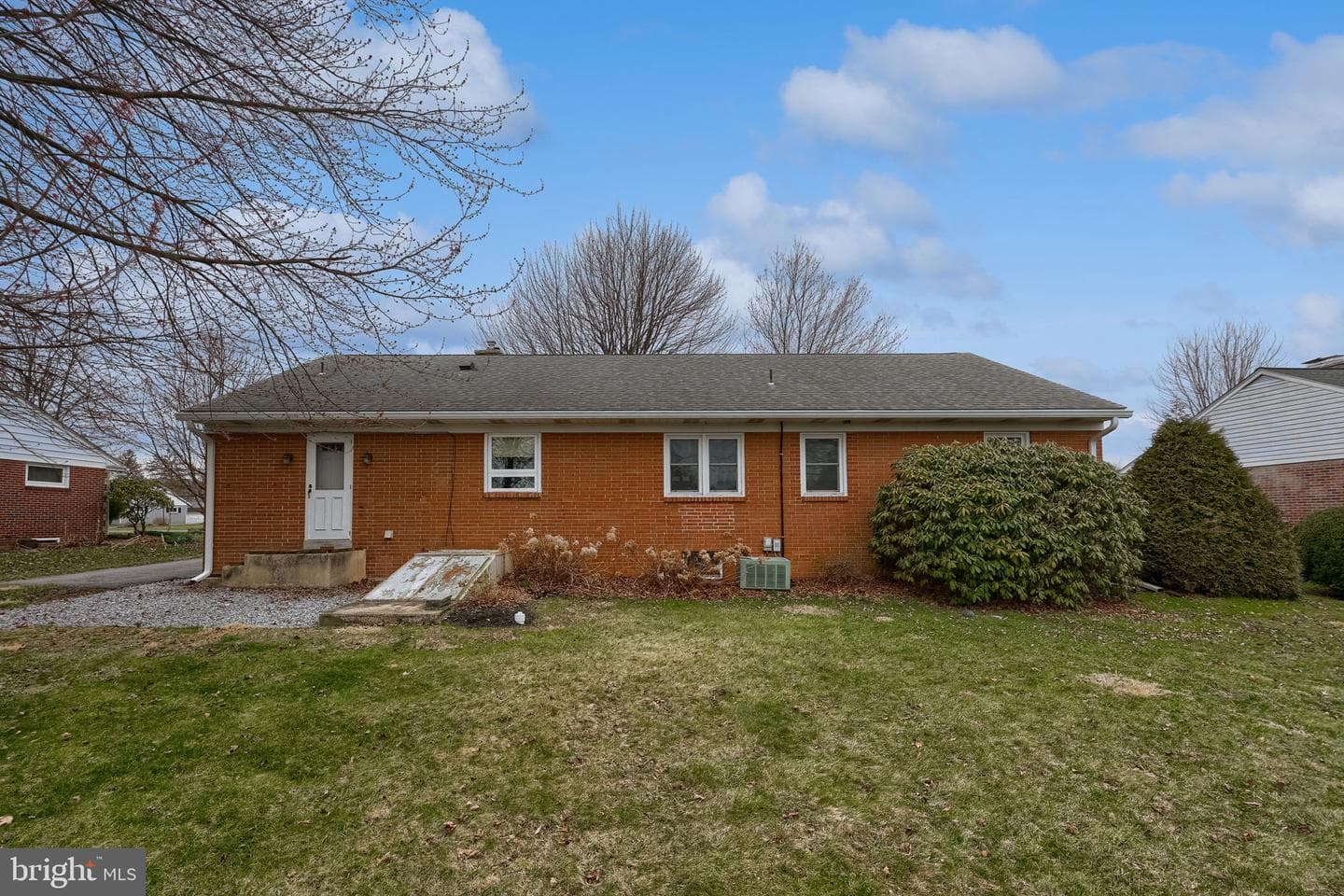 77 Highland Drive photo 33