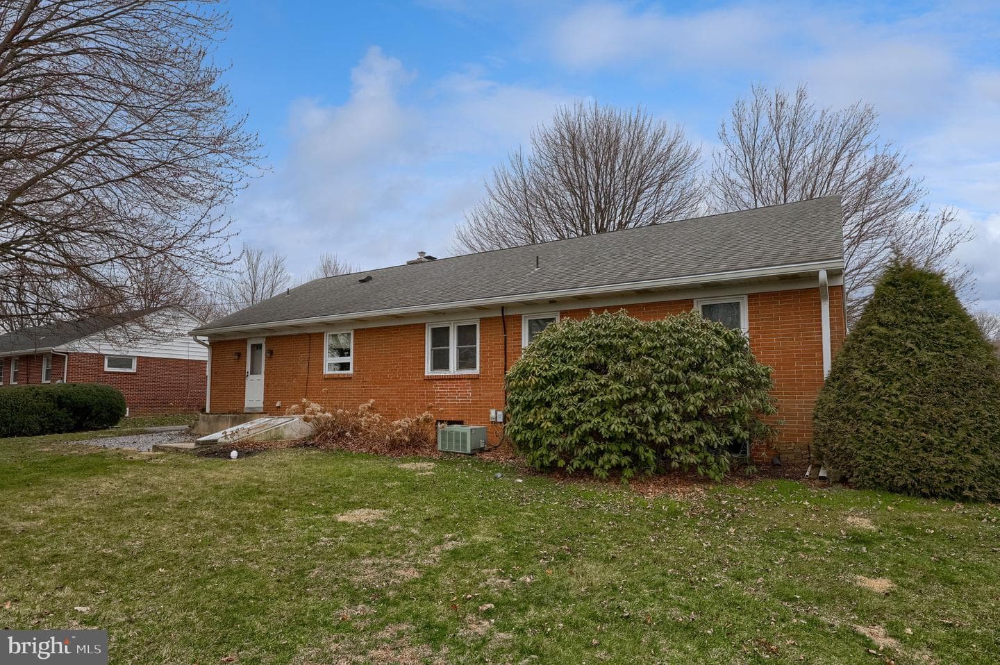 77 Highland Drive photo 34