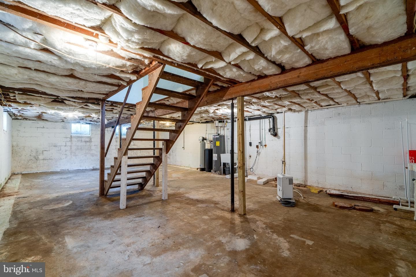 533 Martin Avenue photo 24
