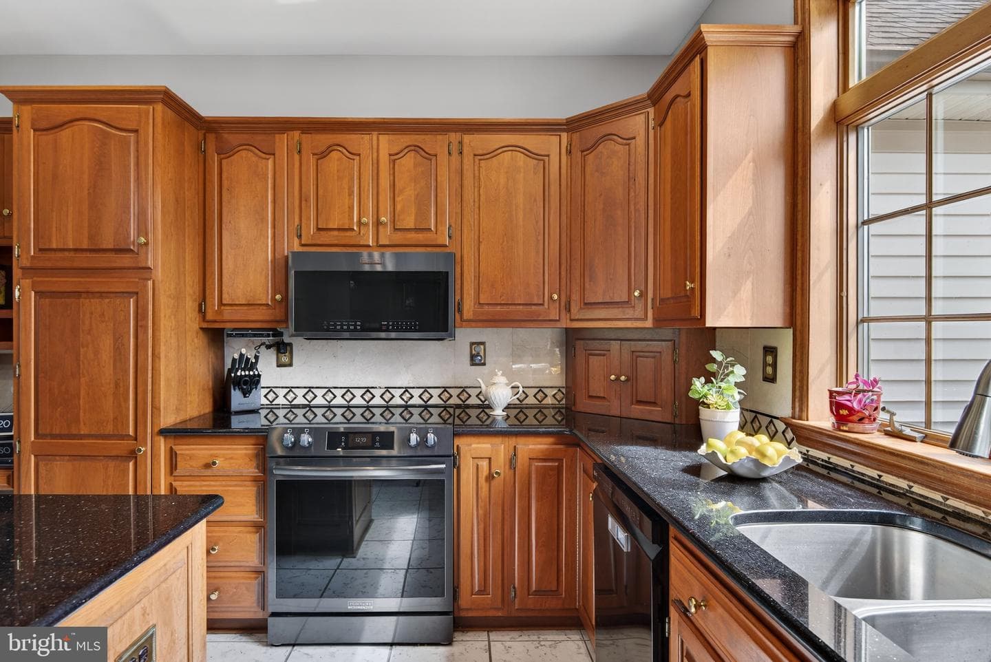 820 Paddington Drive photo 18