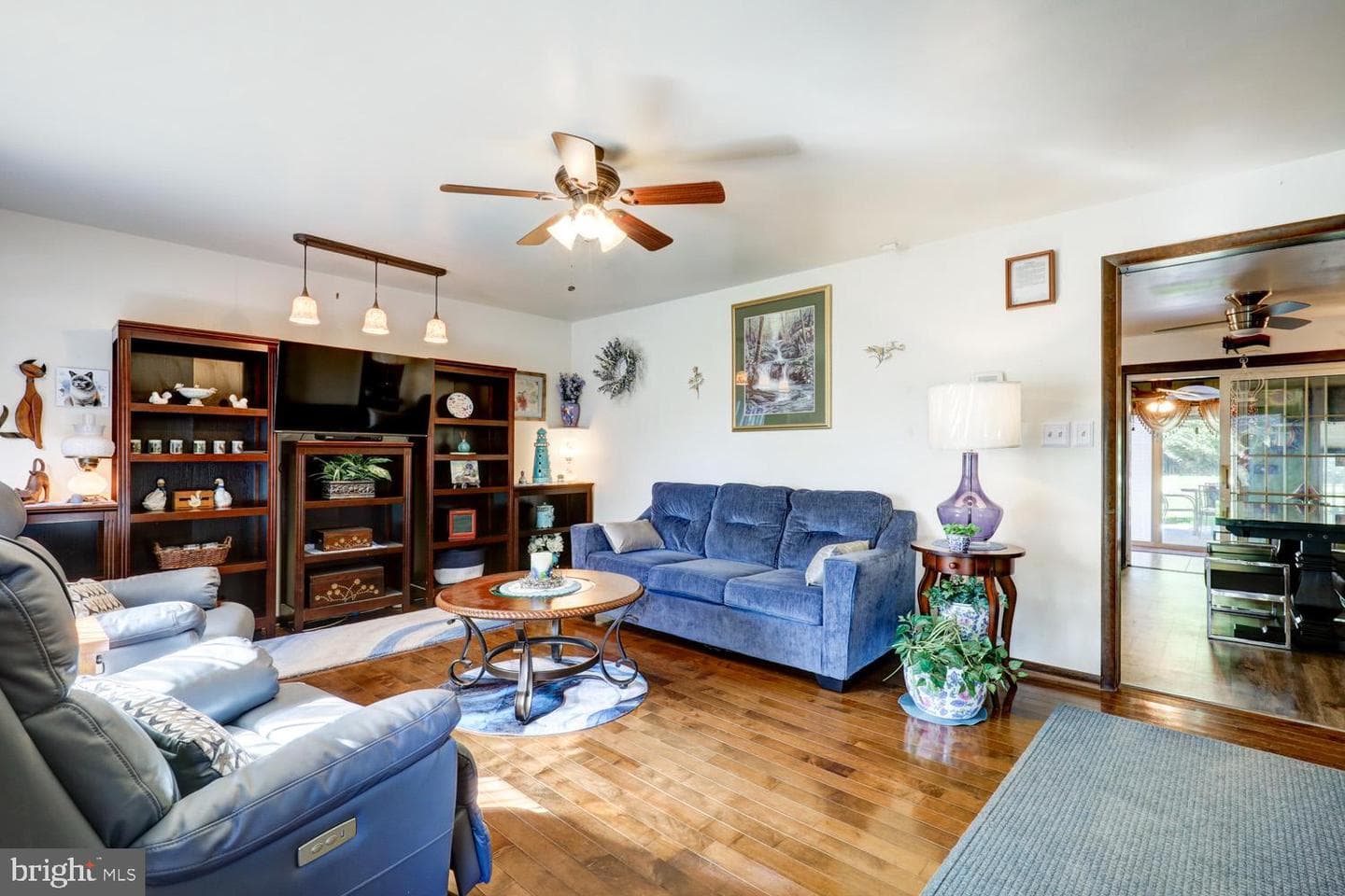 912 Perry Road photo 6