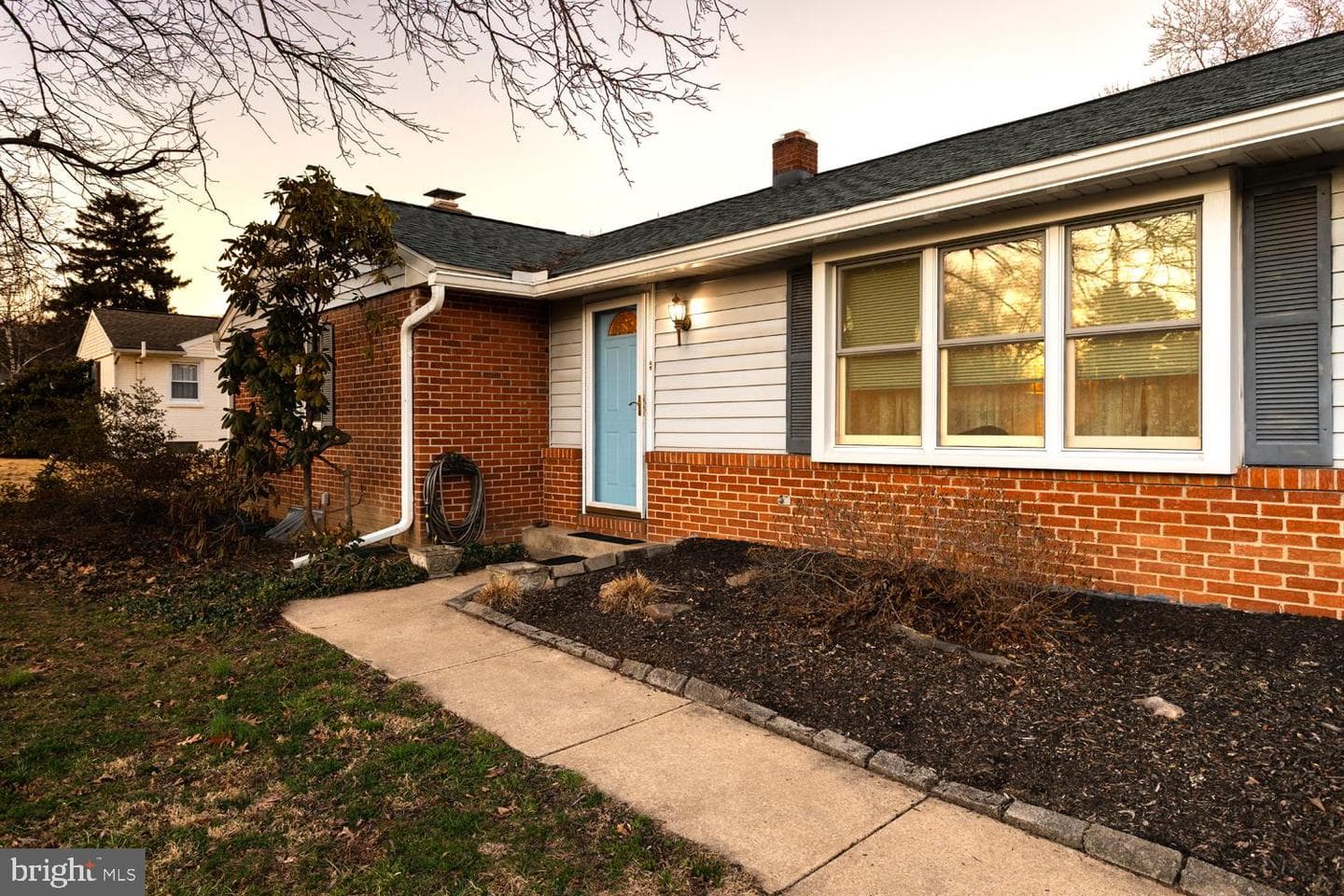 341 Maxson Road photo 2