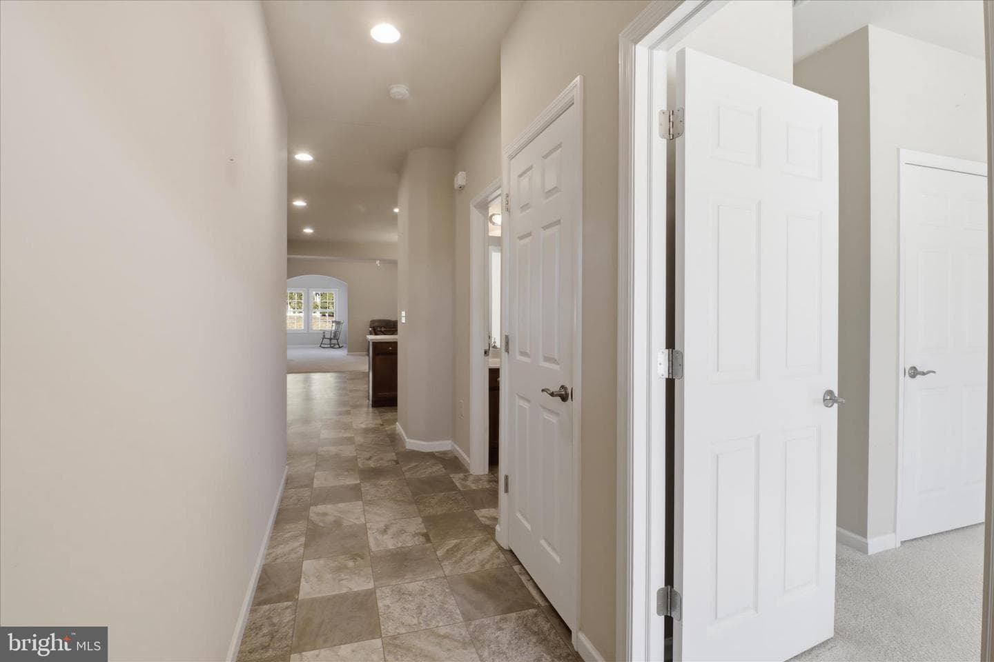 1237 Cantebury Drive photo 4