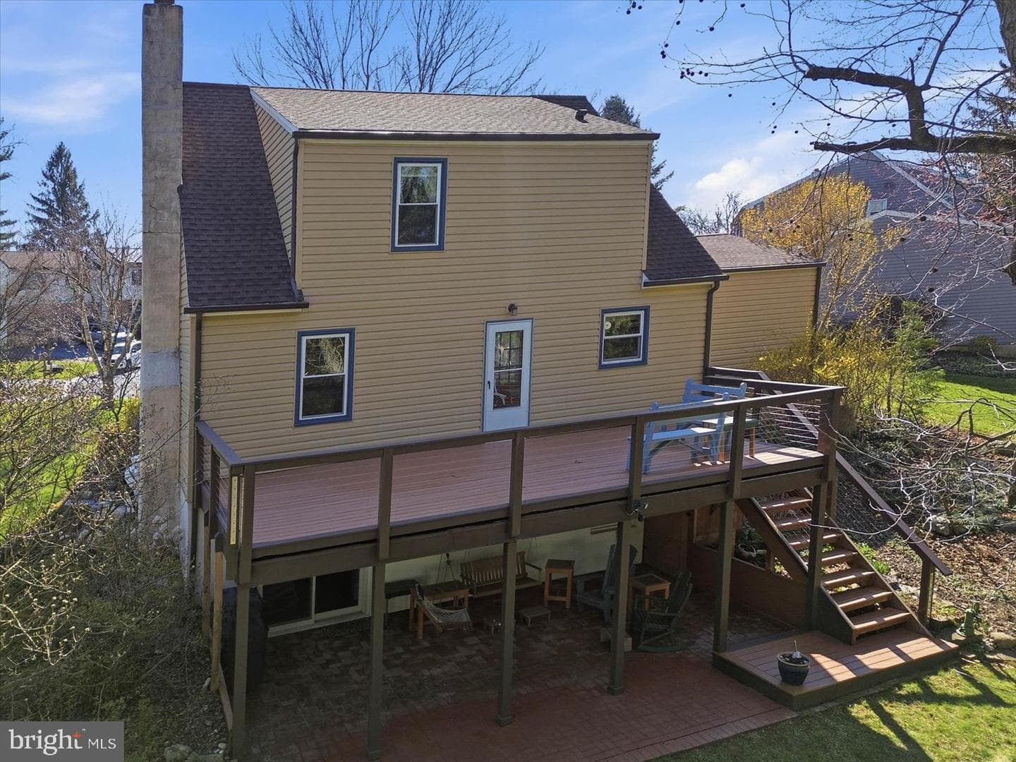 3309 Caroline Drive photo 2