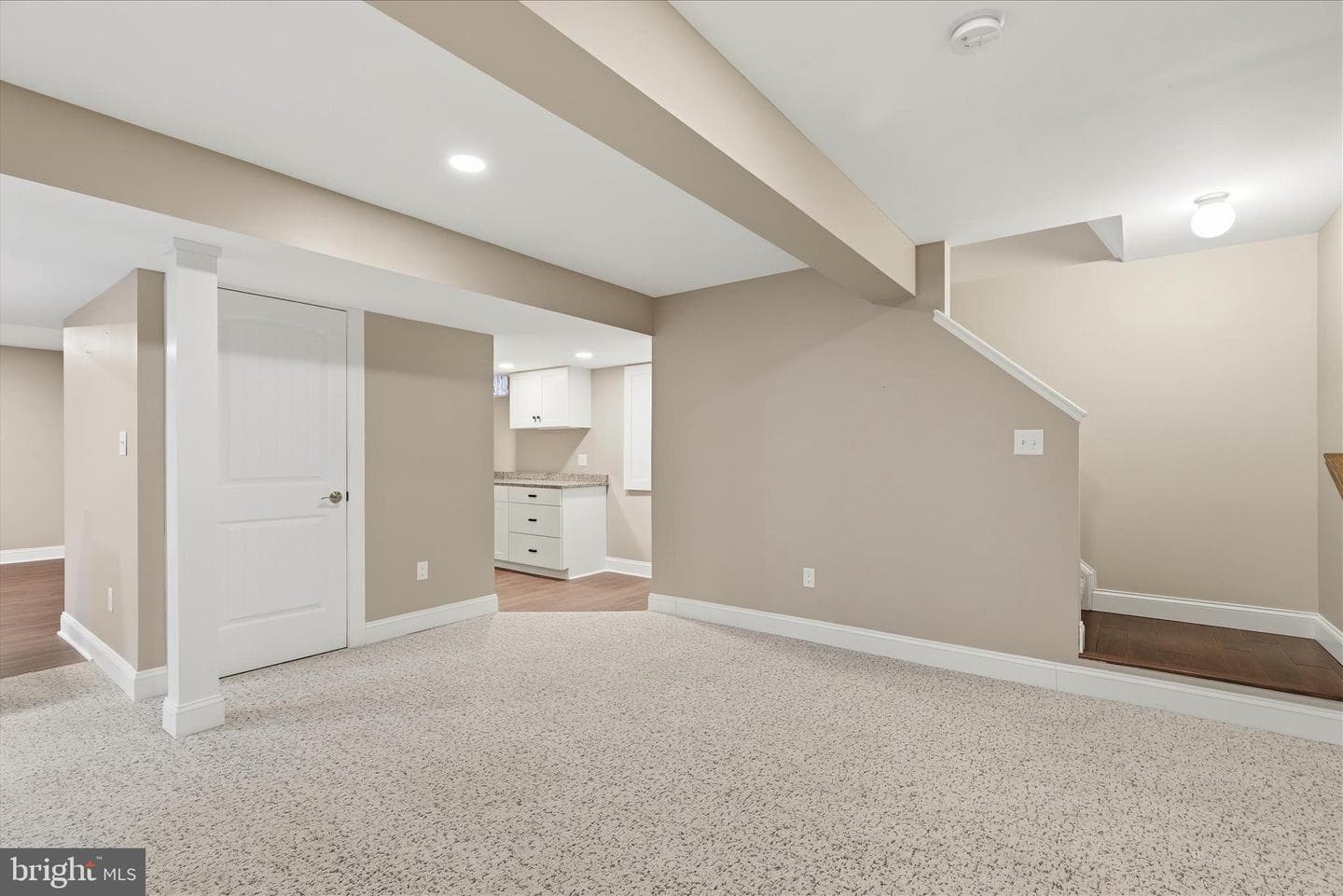 664 Richmond Drive photo 35