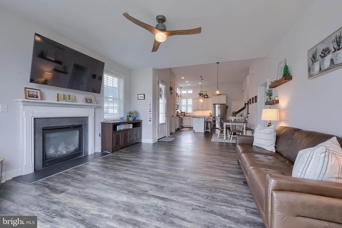221 Sawgrass Drive photo 8