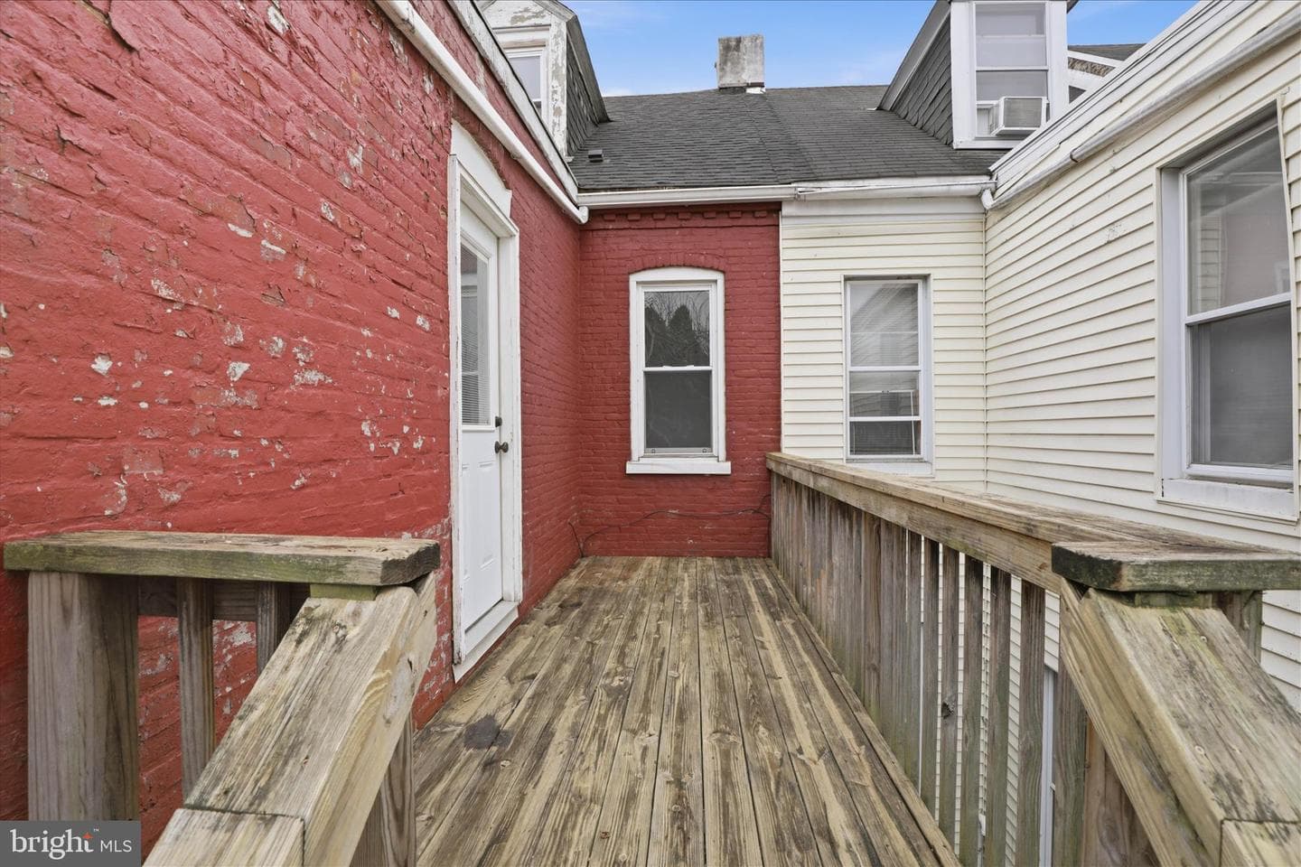 327 Hazel Street photo 34