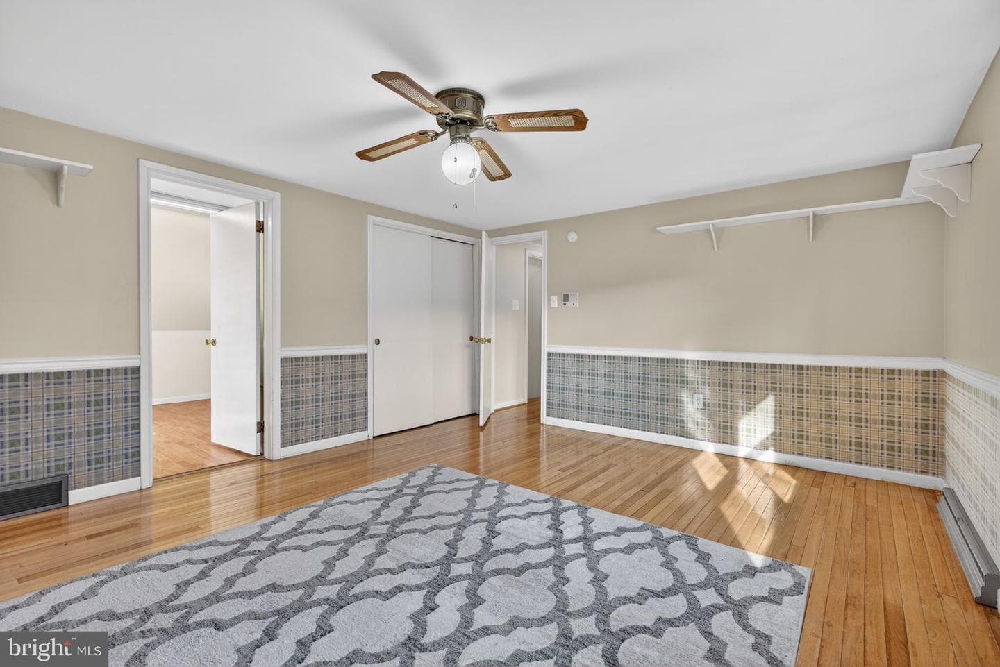 70 Waverly Avenue photo 24