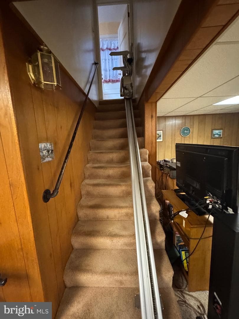 86 Village Drive photo 31