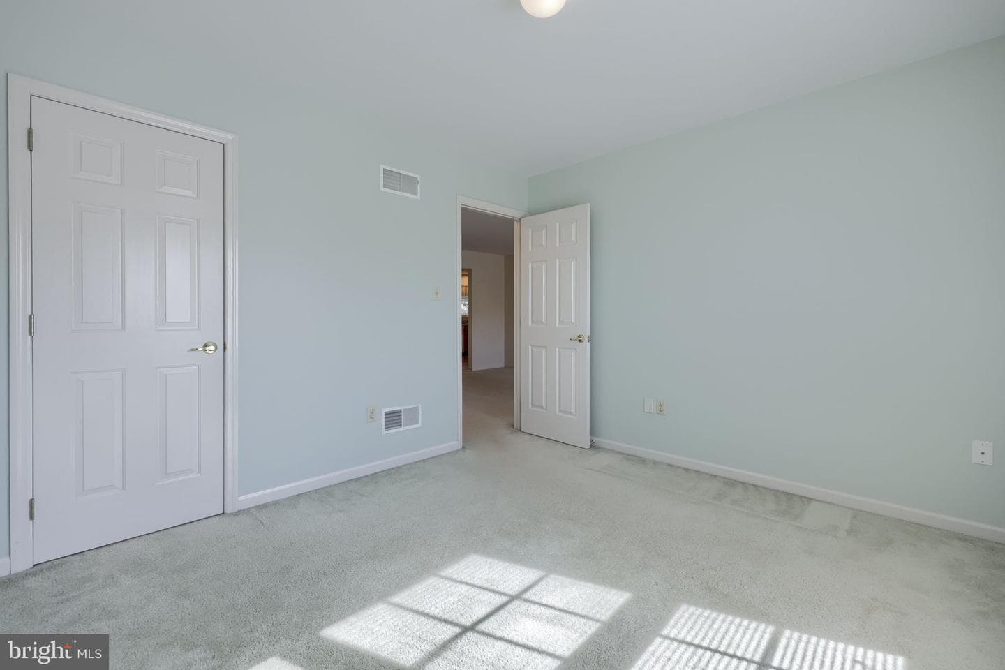 30 Knollwood Road photo 16