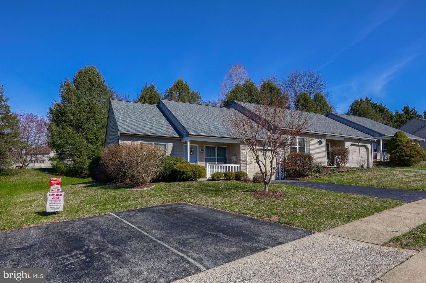 30 Knollwood Road photo 3