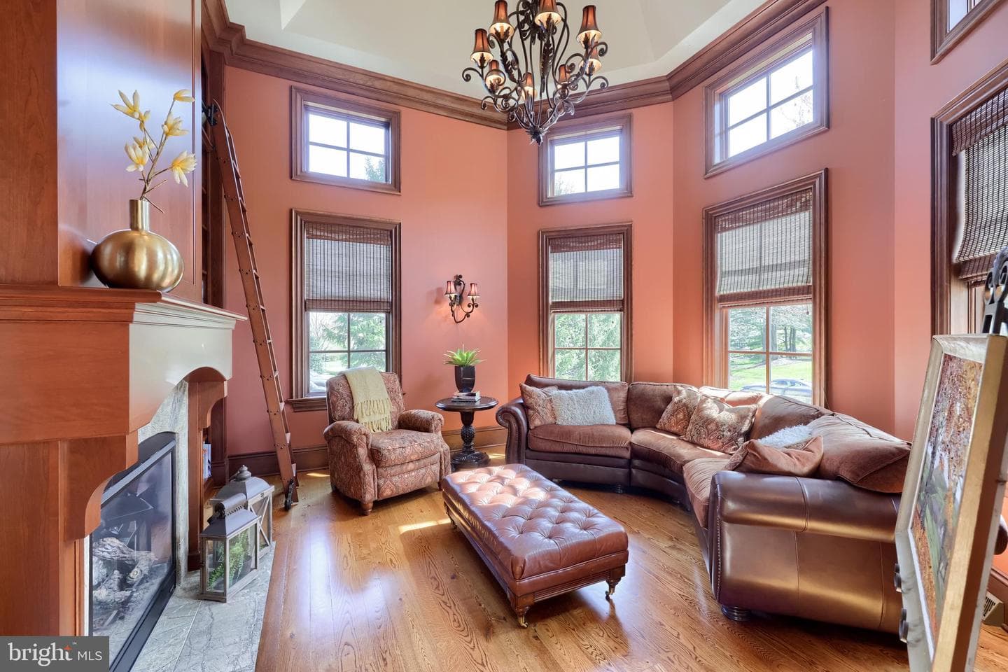 905 Greenside Drive photo 12