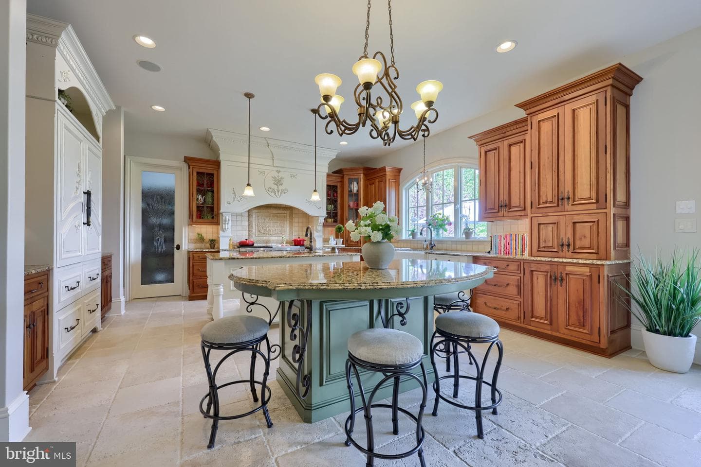 905 Greenside Drive photo 23