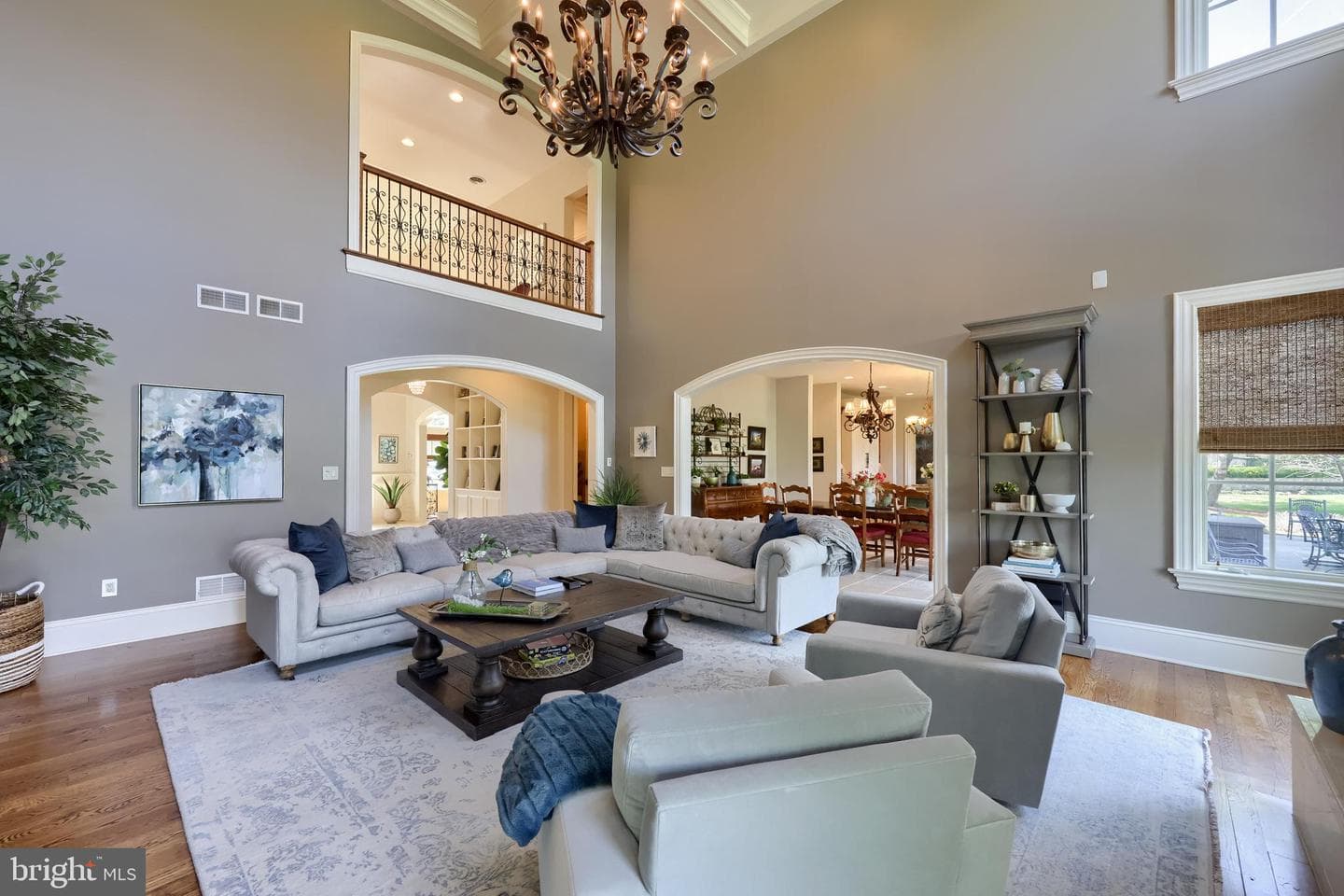 905 Greenside Drive photo 35