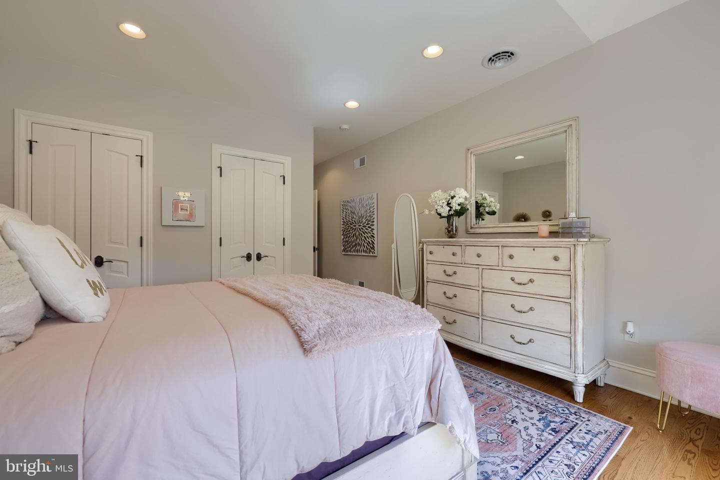 905 Greenside Drive photo 75