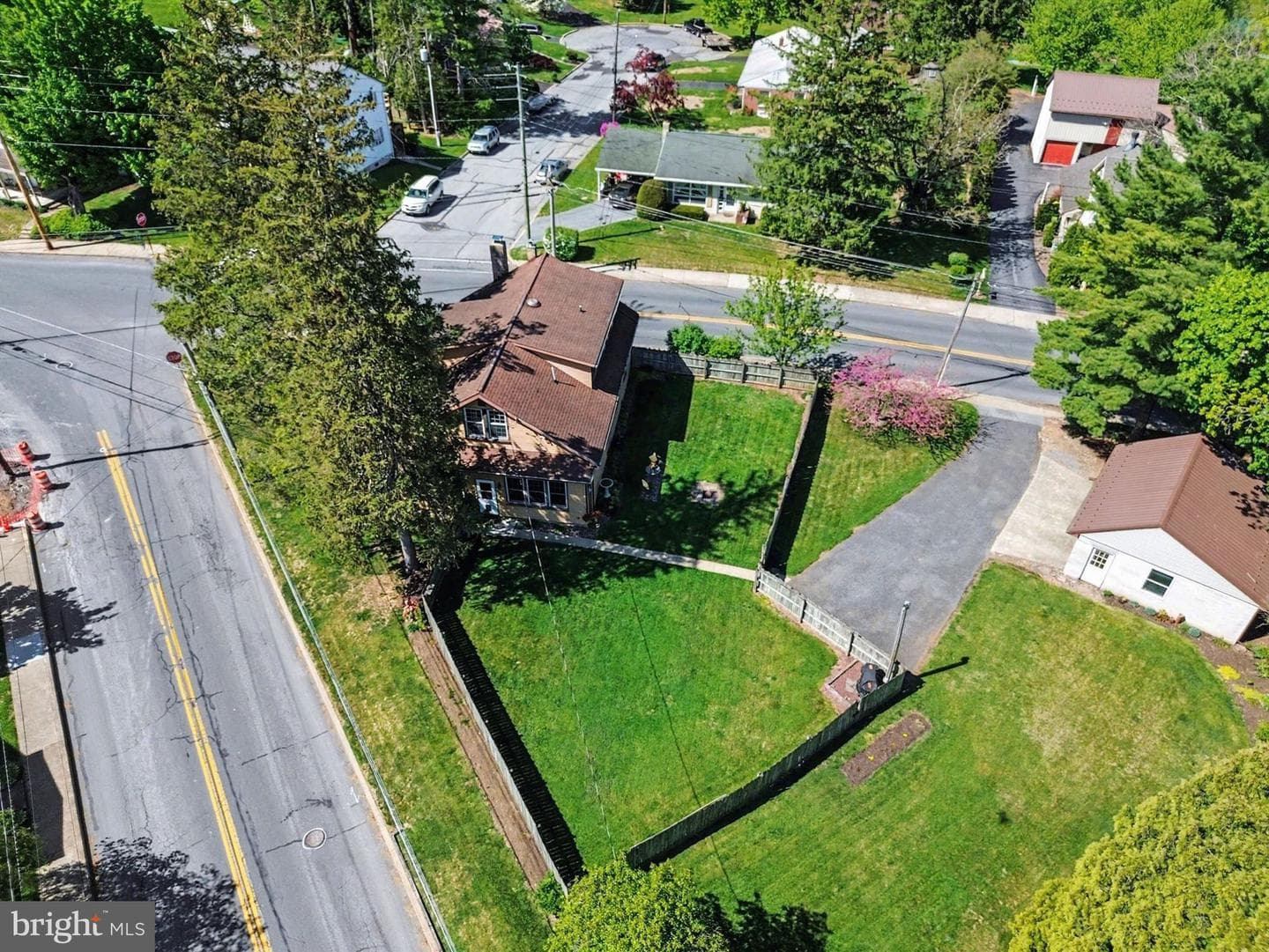1203 Diamond Street photo 30