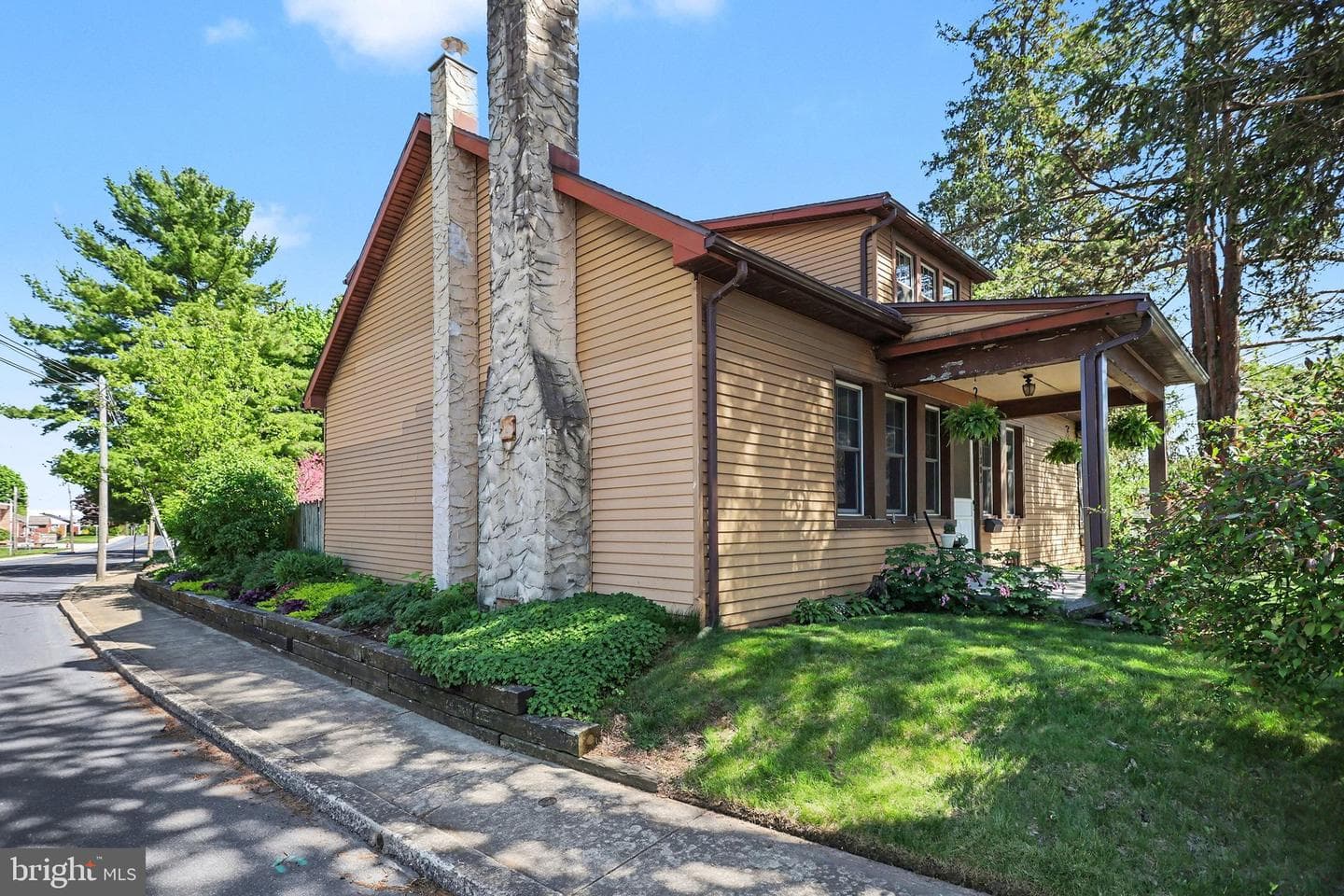 1203 Diamond Street photo 4