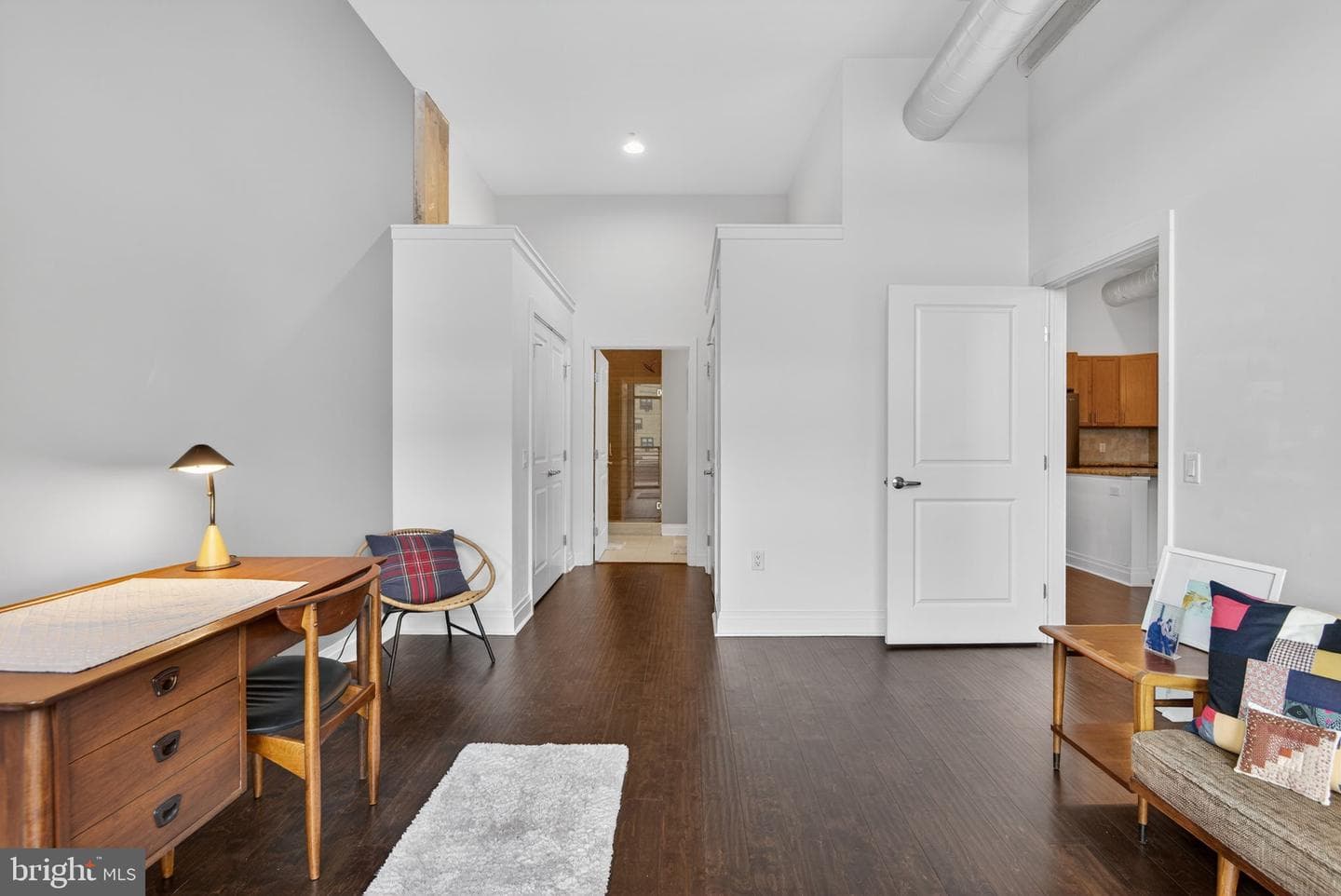 41 W Lemon Street #308 photo 17