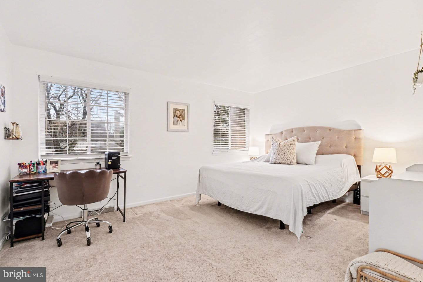 606 Crestgate Place photo 14