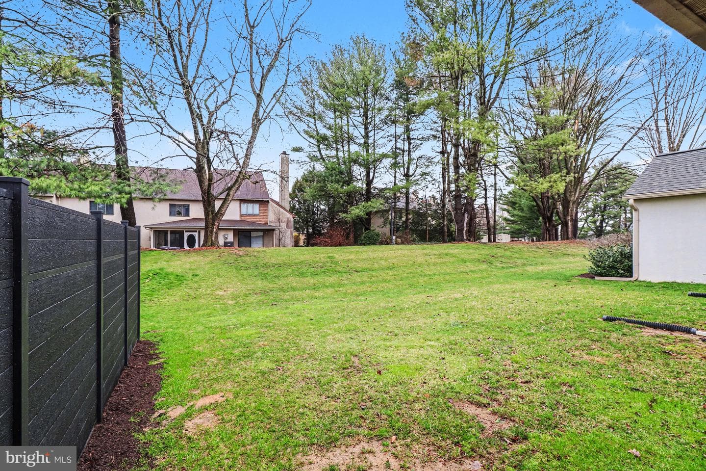 606 Crestgate Place photo 25