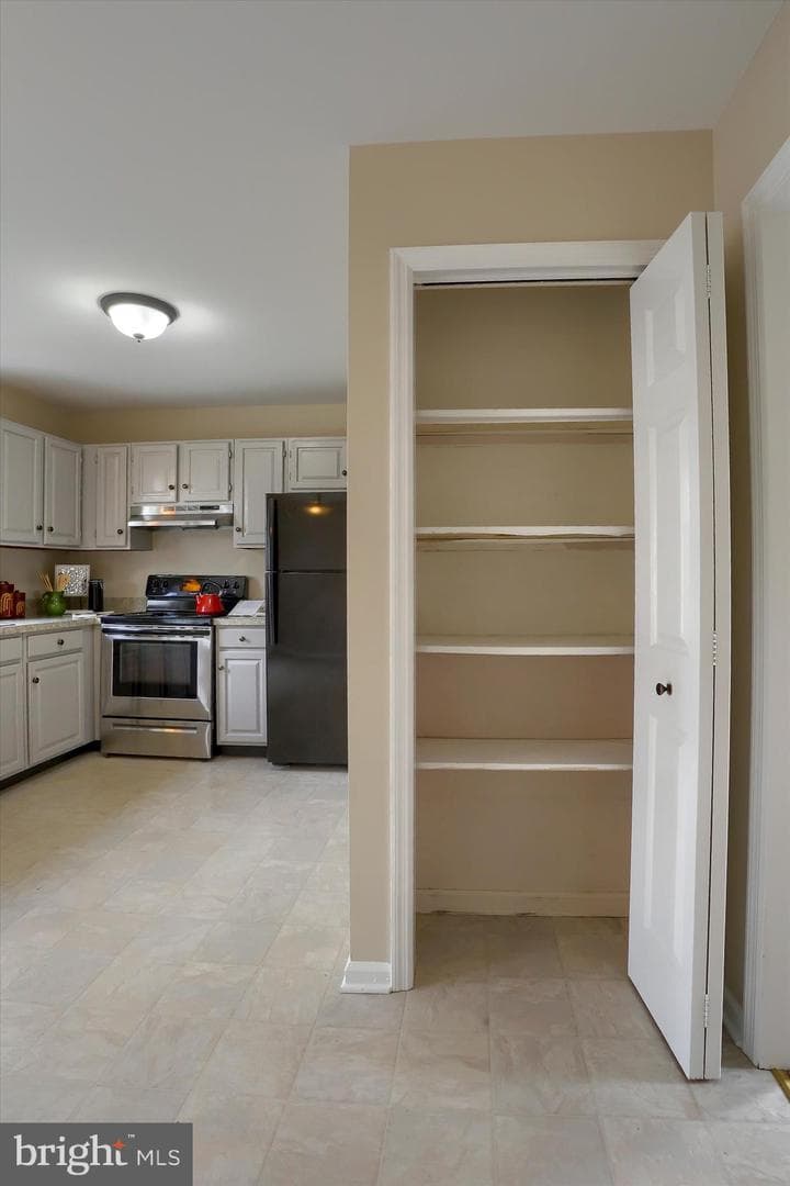 339 Cardinal Road photo 12