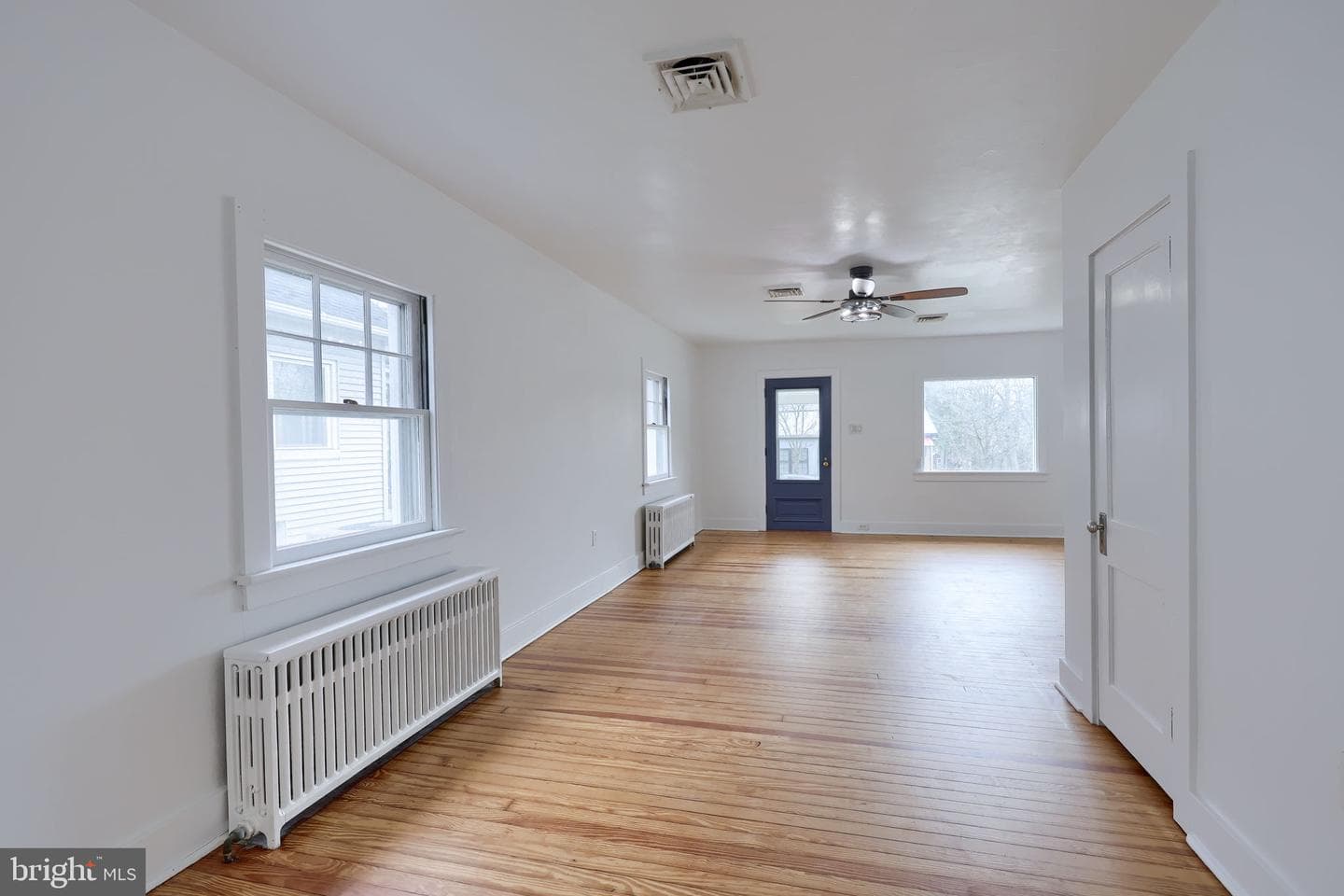 120 N Locust Street photo 15