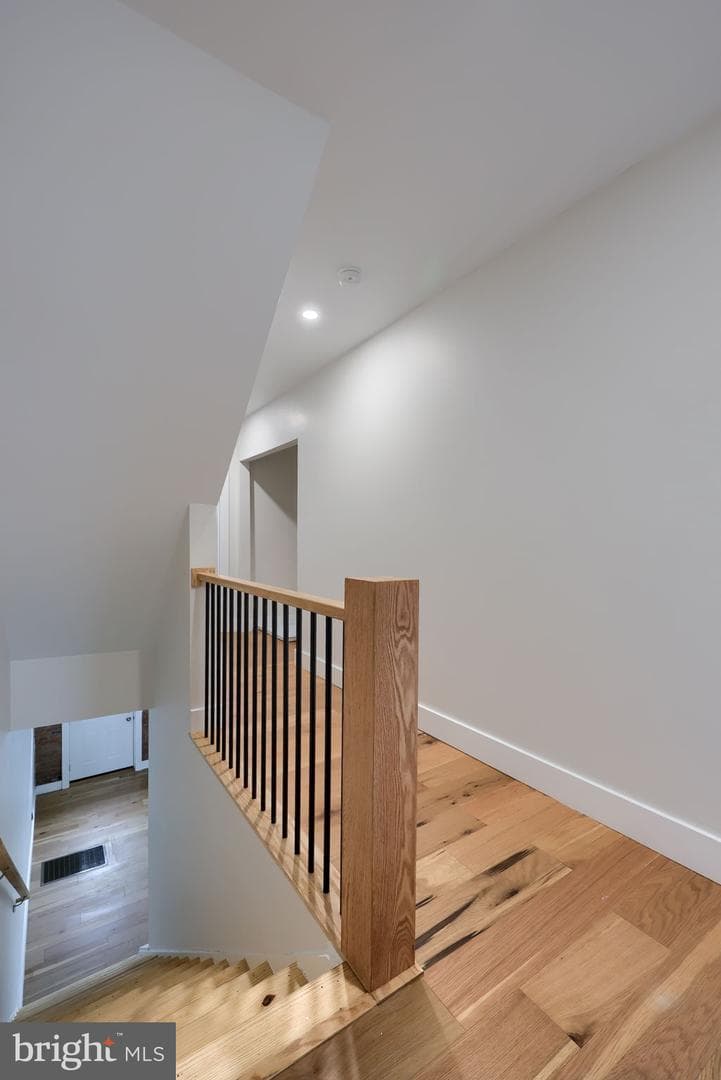 549 Rockland Street photo 18