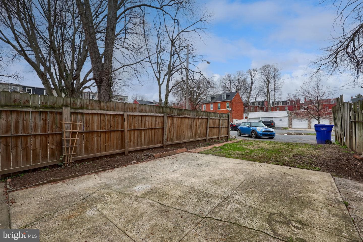 549 Rockland Street photo 37