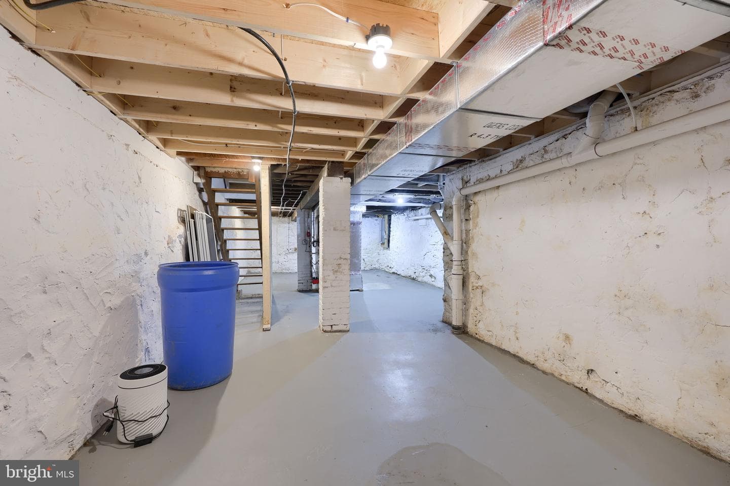 549 Rockland Street photo 41