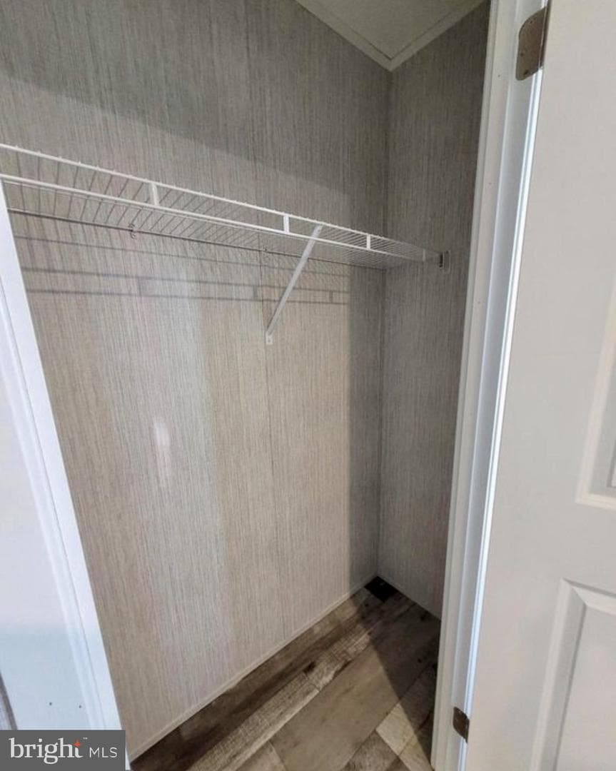 47 Hilltop Avenue photo 27