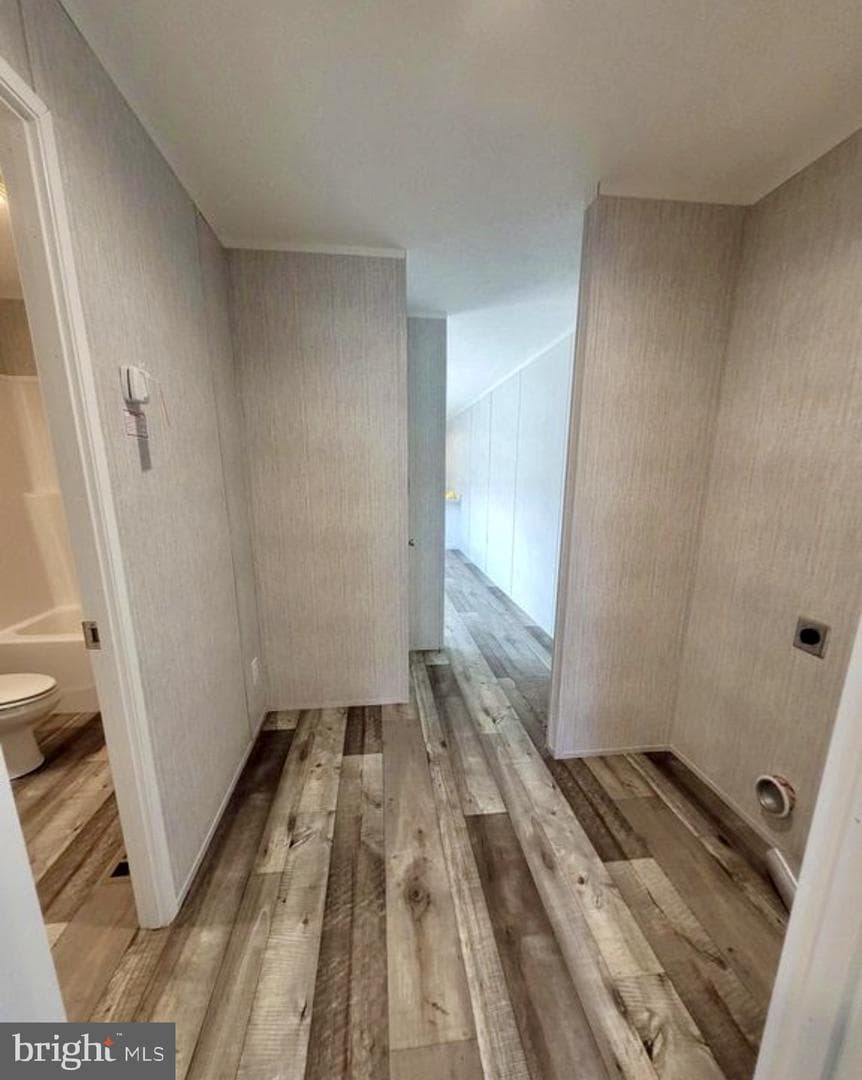 47 Hilltop Avenue photo 28