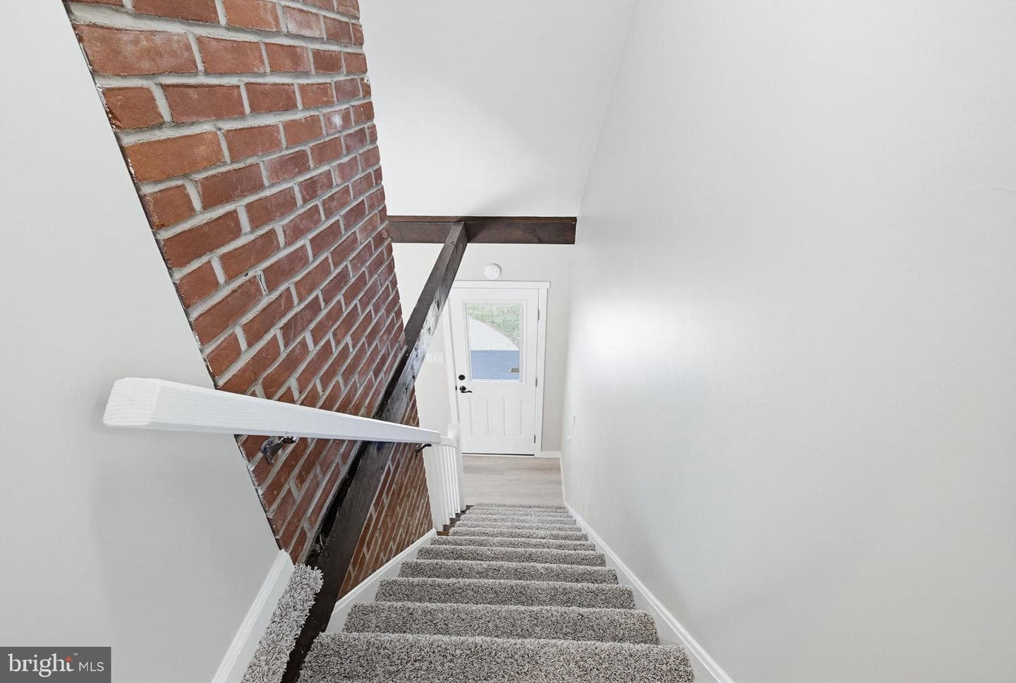 2655 Hemlock Drive photo 17