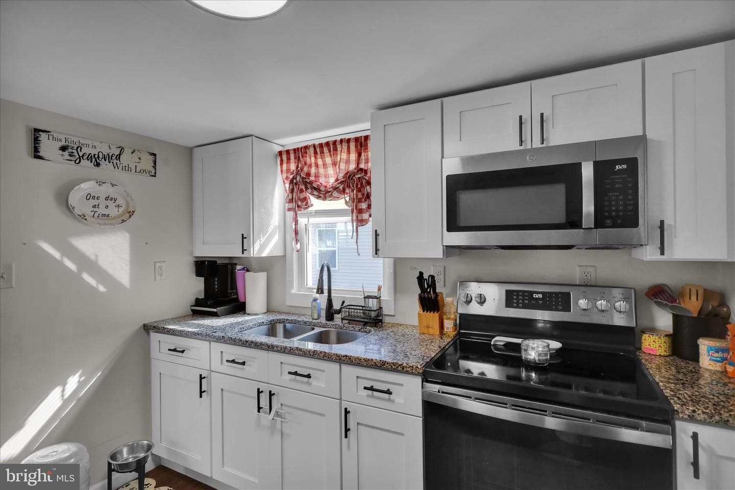 923 Mifflin Street photo 10