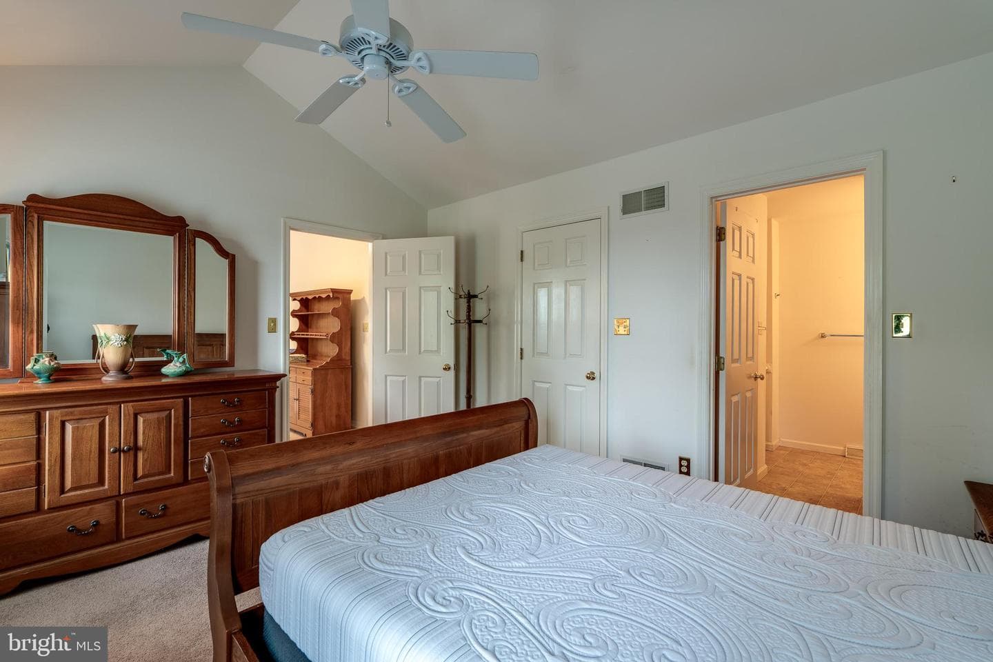 14 Oakgrove Lane photo 13