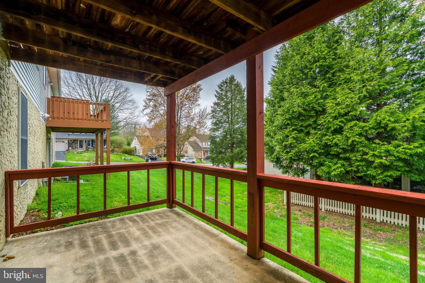 14 Oakgrove Lane photo 32