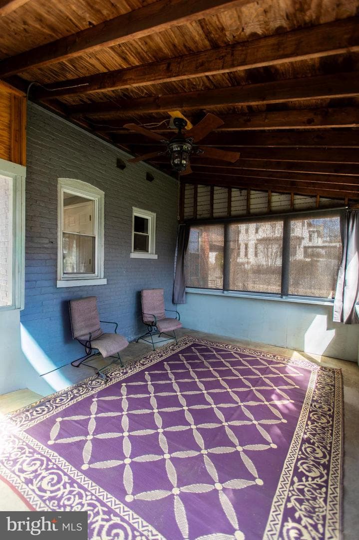 460 Chestnut Street photo 33