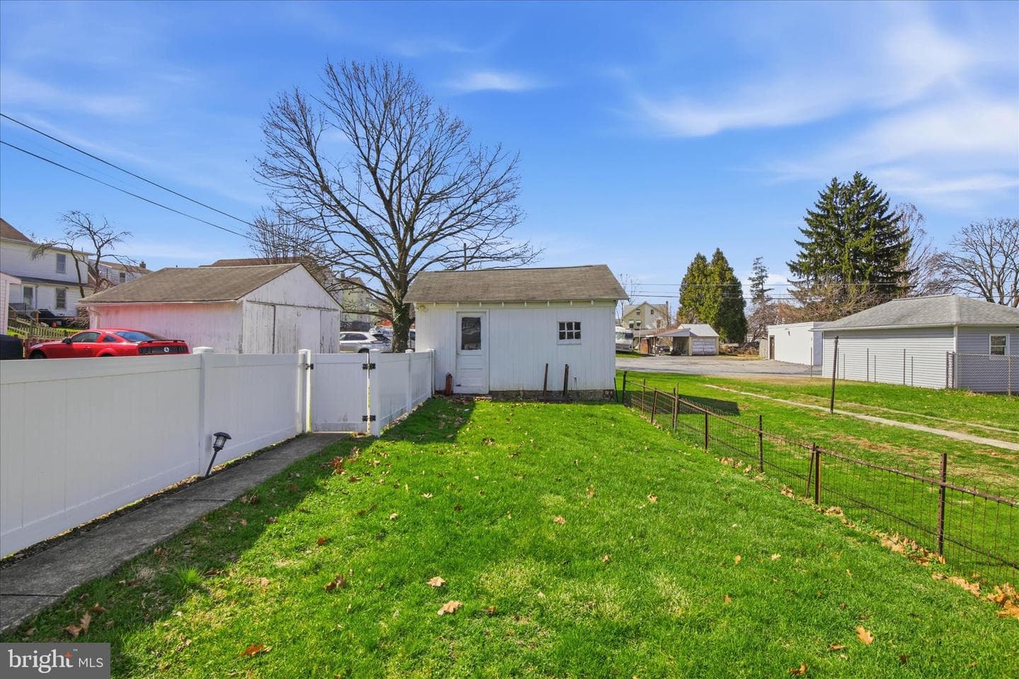 45 E Walnut Street photo 19