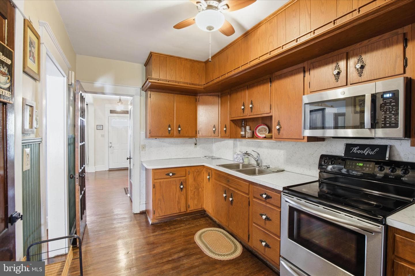 45 E Walnut Street photo 7