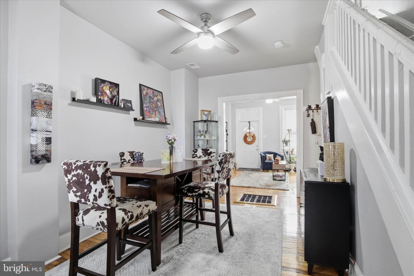 343 E Marion Street photo 7