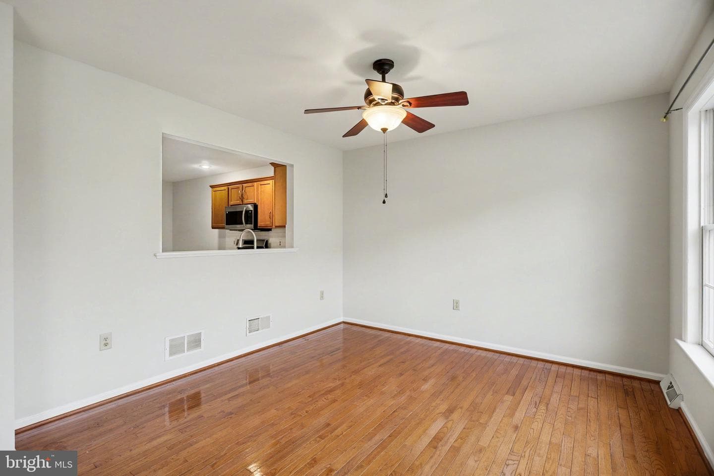 476 Hillside Drive photo 6