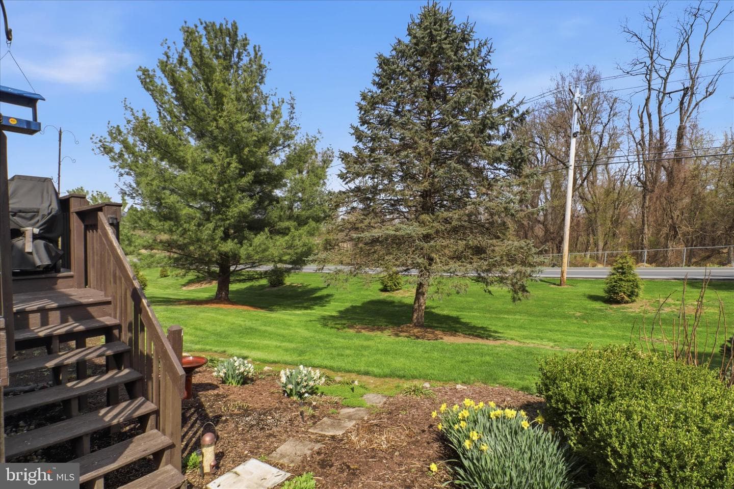 320 Whitechapel Road photo 46