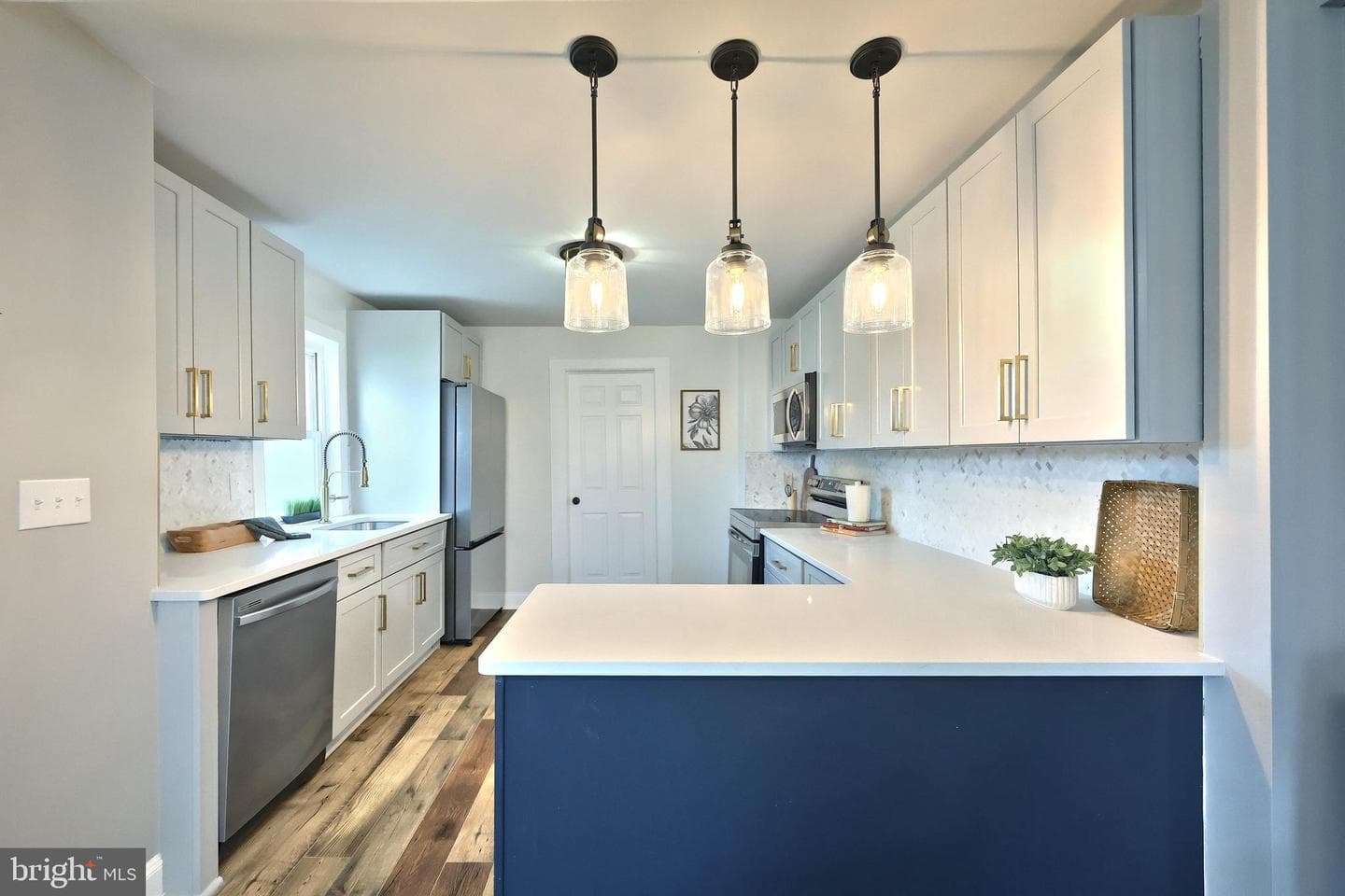 118 W Frederick Street photo 20