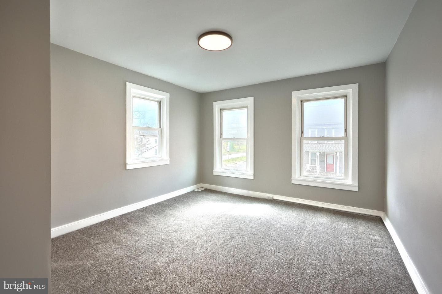 118 W Frederick Street photo 29