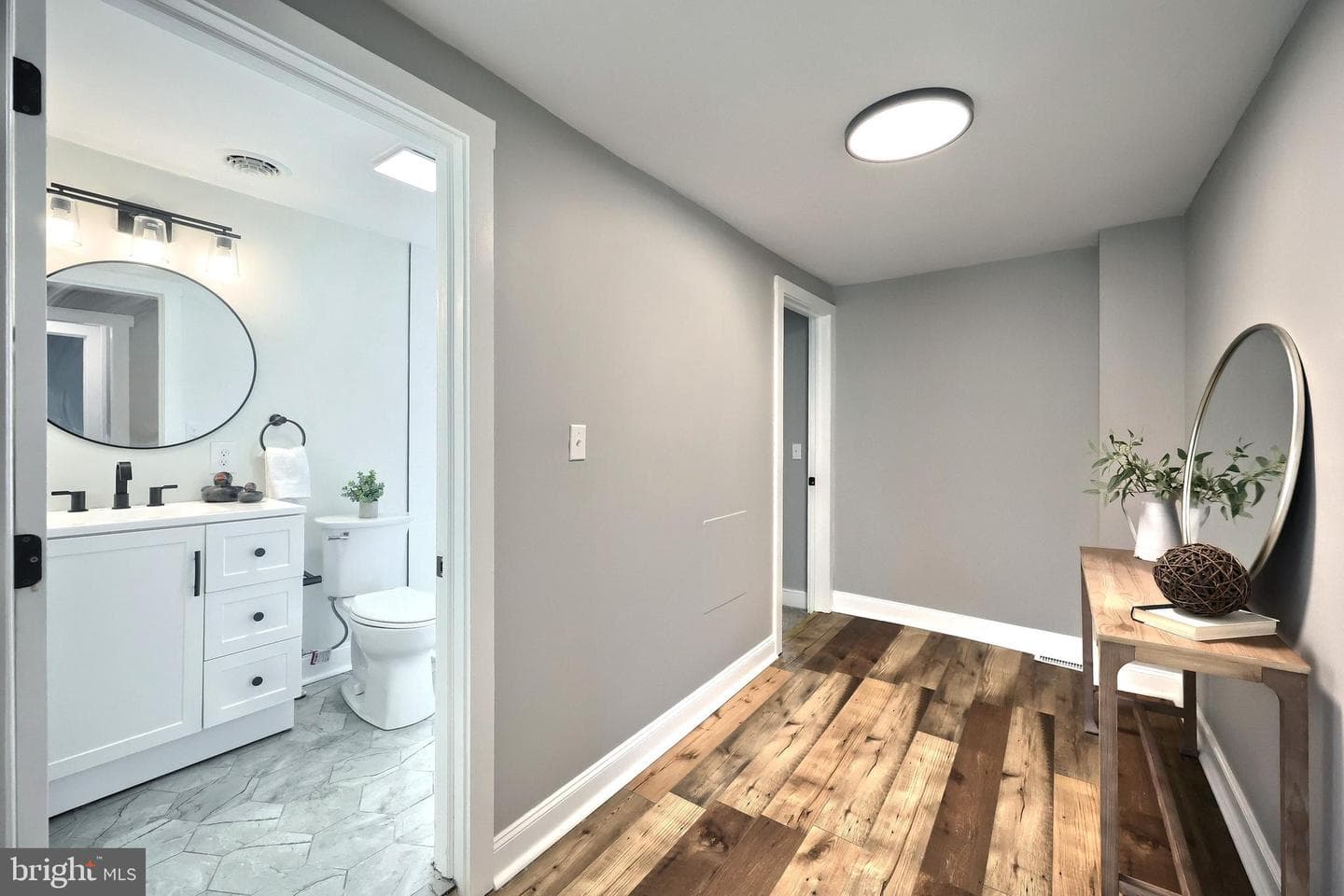 118 W Frederick Street photo 35