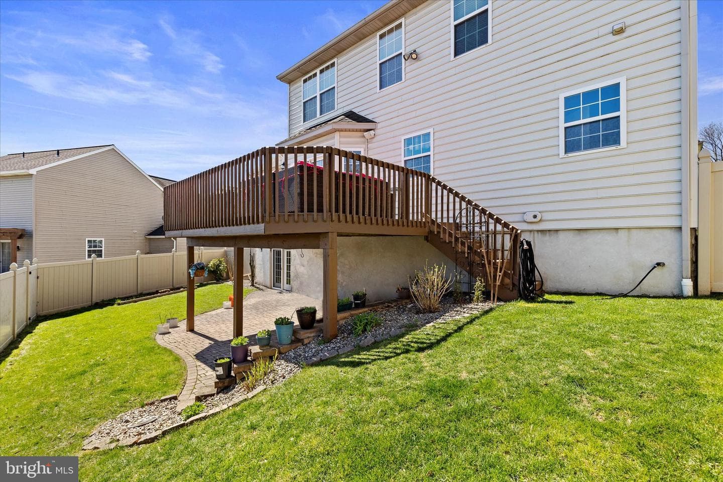 919 Hedgewyck Lane photo 46